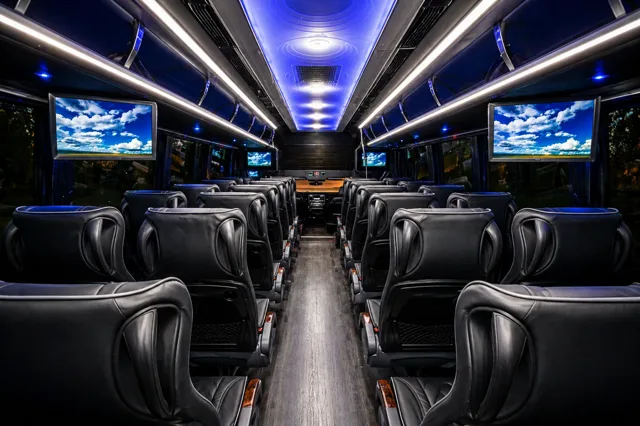 LUXURIOUS, PROFESSIONAL & ELEGANT – LIMO SERVICE AUSTIN